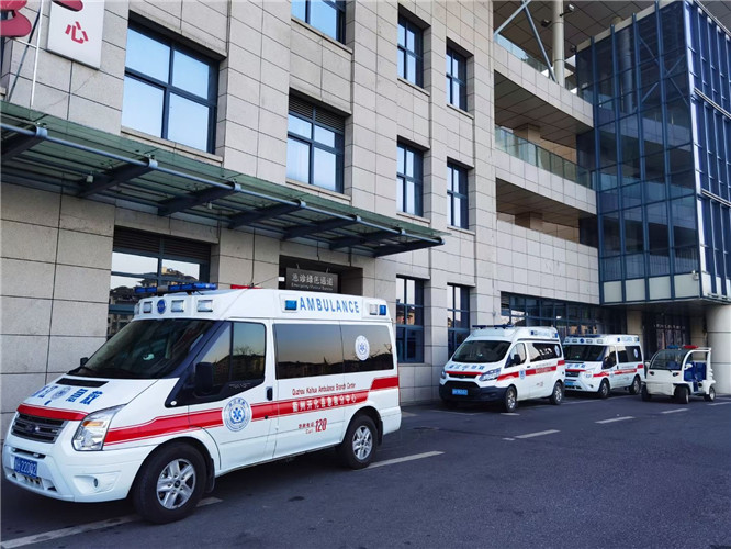 桑珠孜救护车出租服务案例4